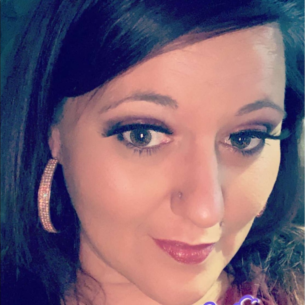 Meet your Posher, Staci